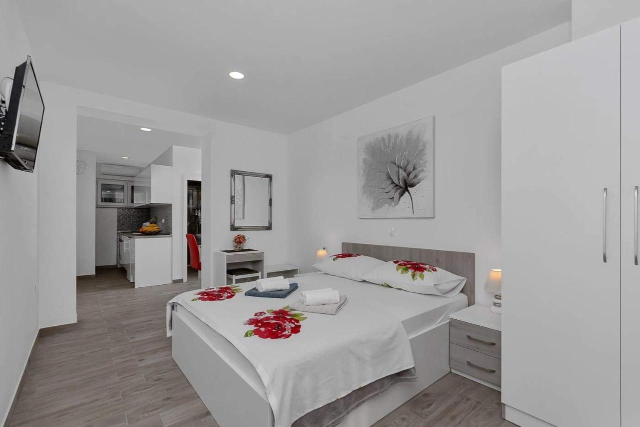 Apartman-Studio Meri Макарска Екстериор снимка