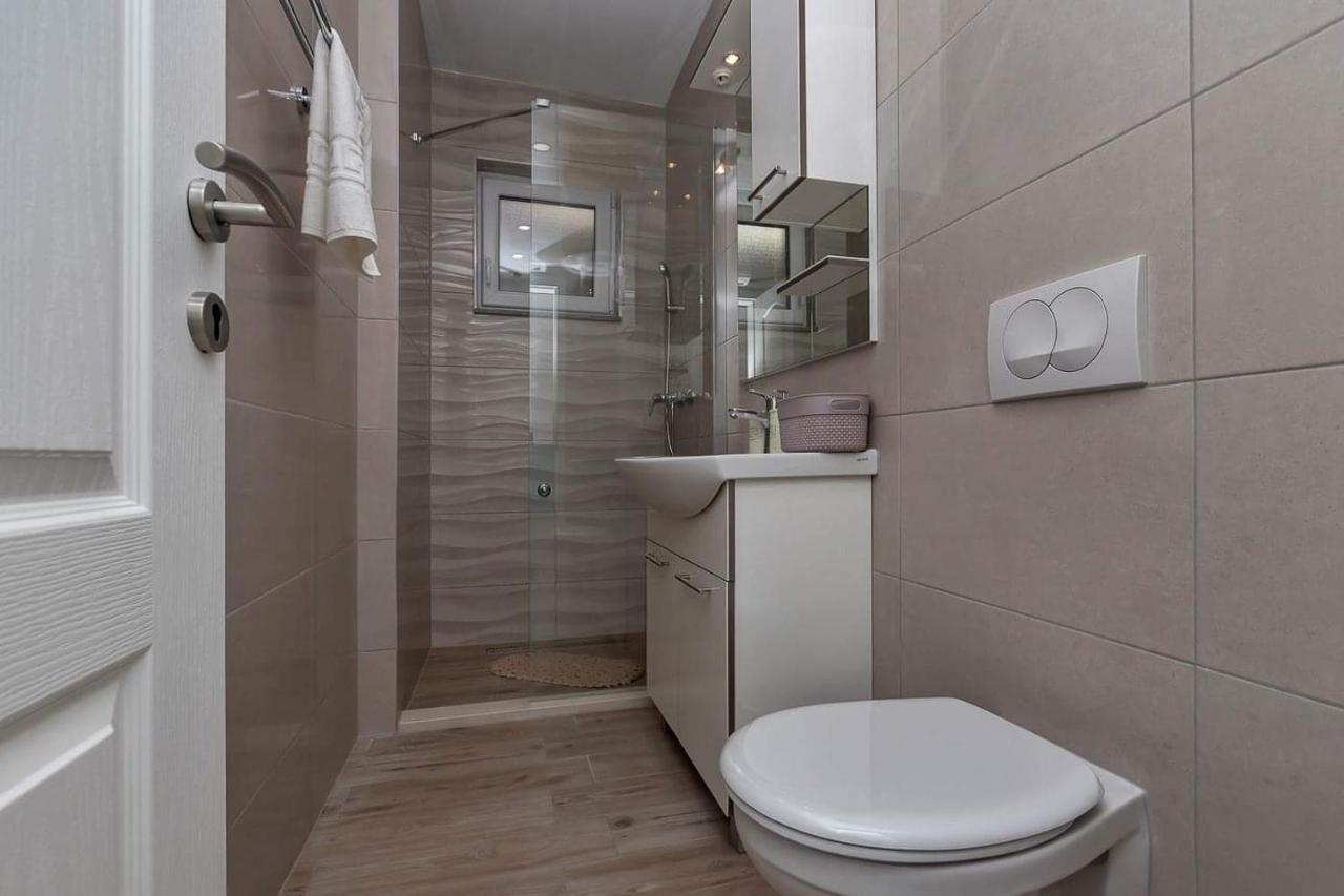 Apartman-Studio Meri Макарска Екстериор снимка